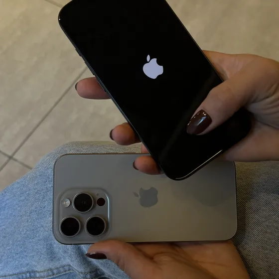 iPhone 15 Pro del stock de SetCell