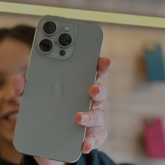 iPhone 16 Pro del stock de SetCell